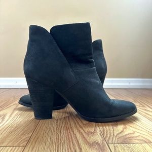 Vince Camuto- Ristin Bootie